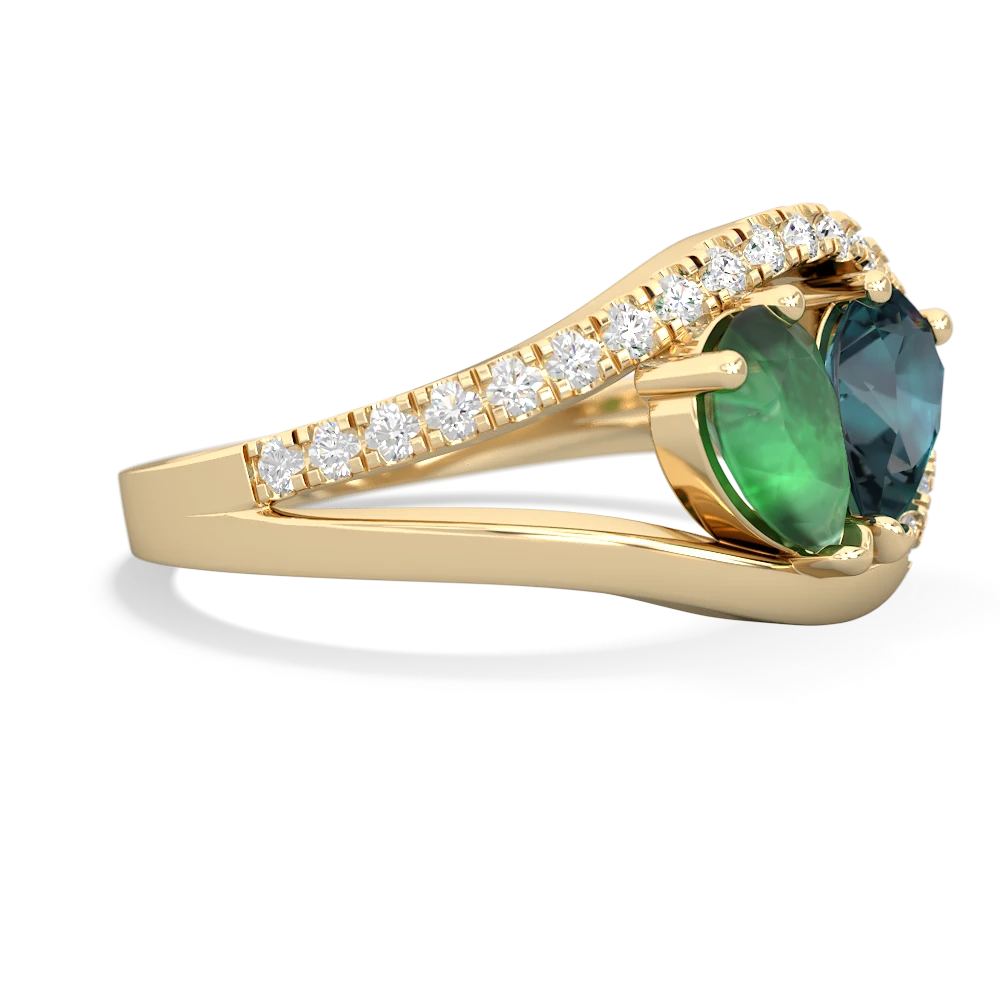 Emerald Nestled Heart Keepsake 14K Yellow Gold ring R5650