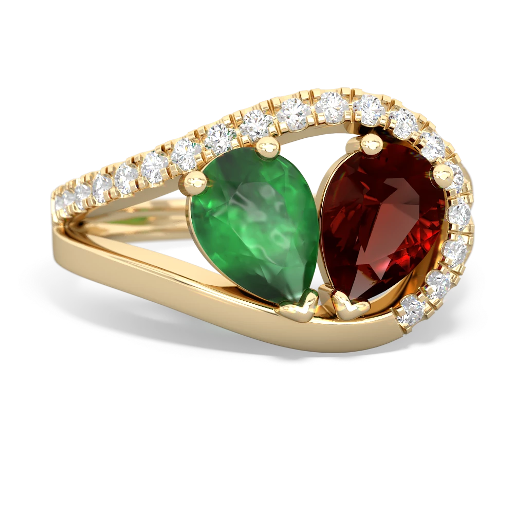 Emerald Nestled Heart Keepsake 14K Yellow Gold ring R5650