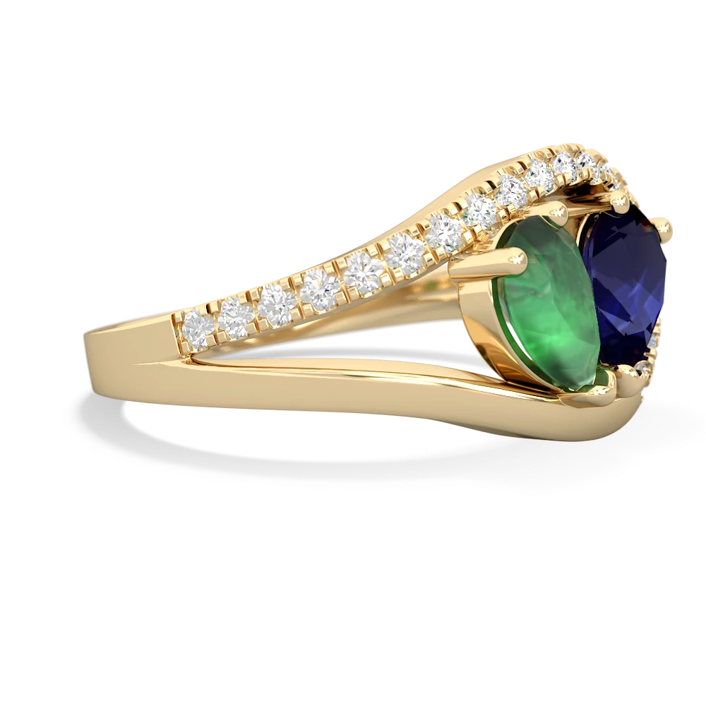 Emerald Nestled Heart Keepsake 14K Yellow Gold ring R5650