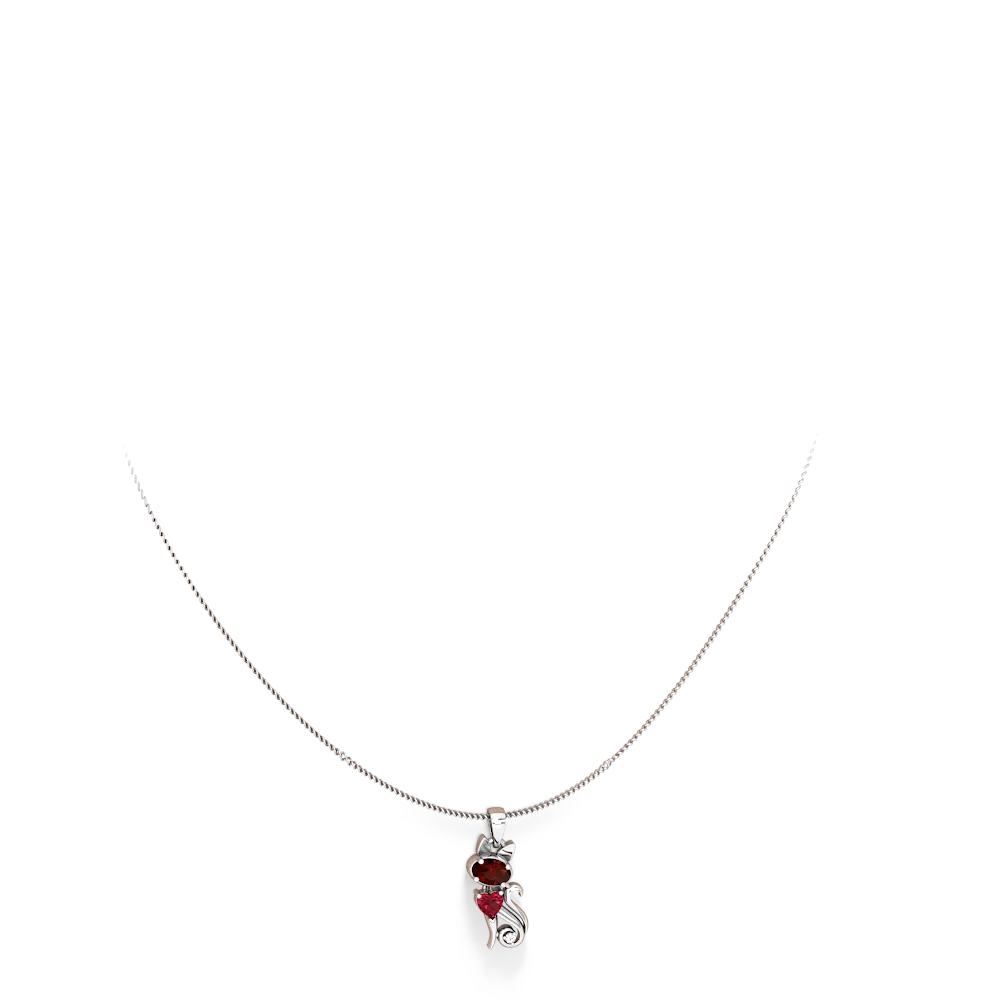 Garnet Kitten 14K White Gold pendant P5780