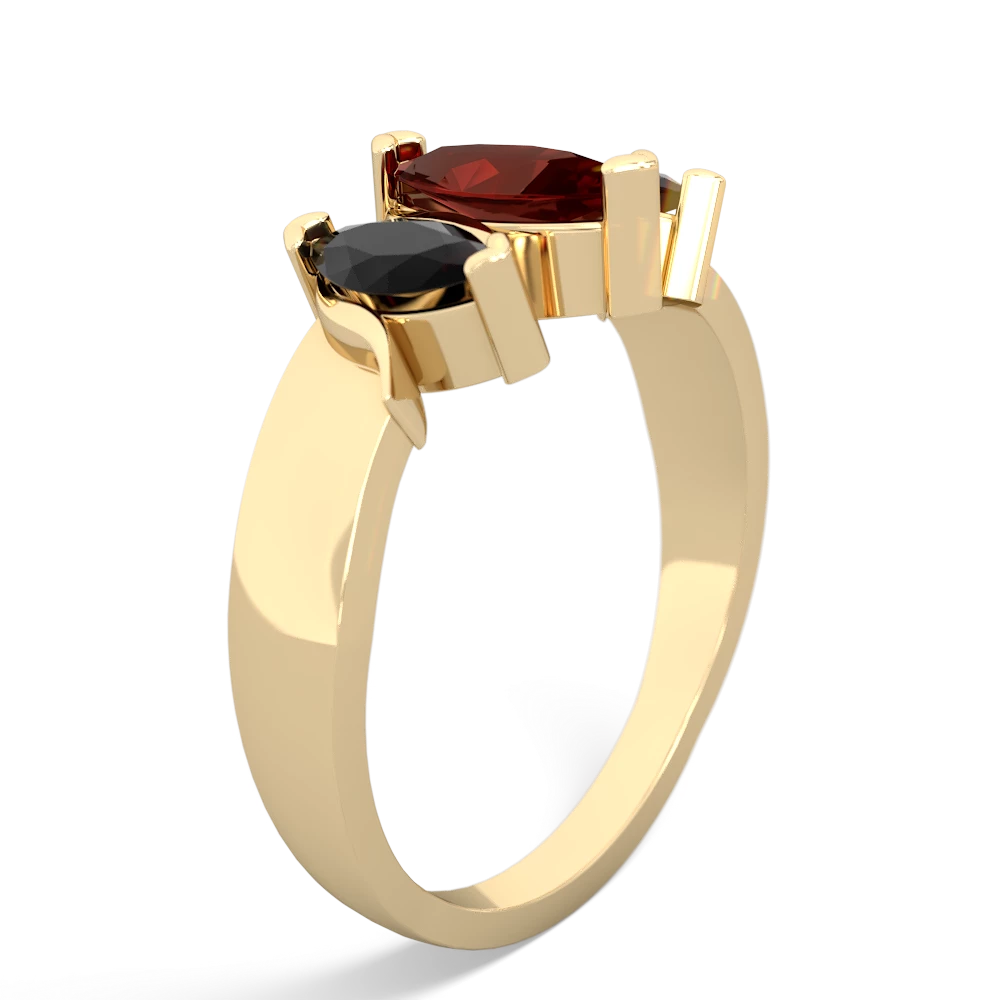 Garnet Three Peeks 14K Yellow Gold ring R2433