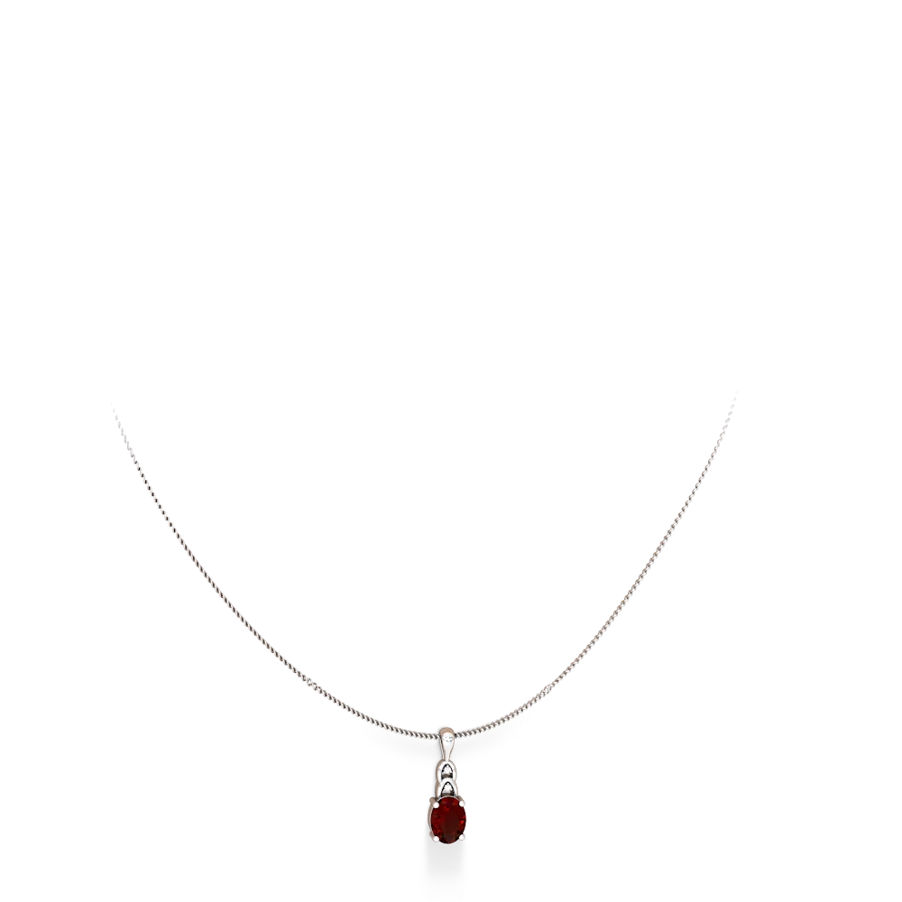 Garnet Links 14K White Gold pendant P4032