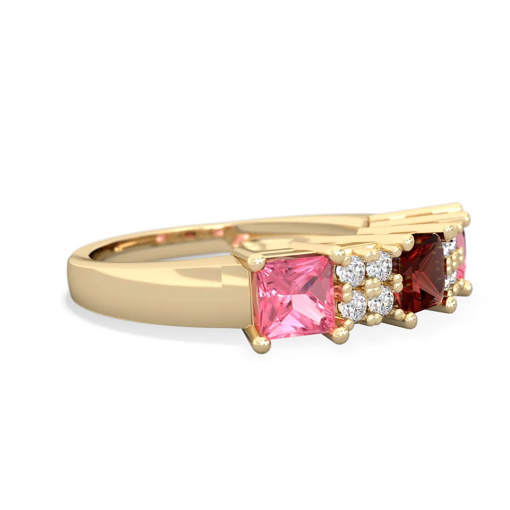 Garnet Three Stone Diamond Cluster 14K Yellow Gold ring R2592