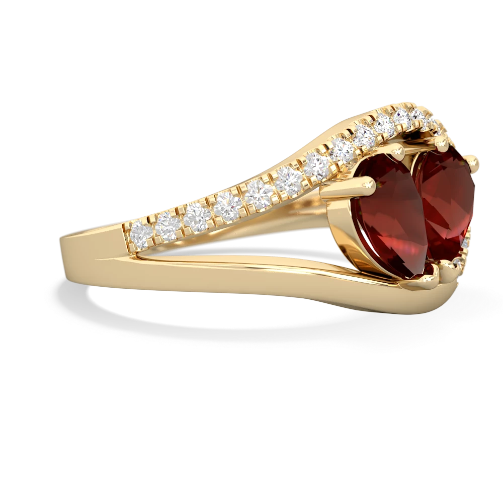 Garnet Nestled Heart Keepsake 14K Yellow Gold ring R5650