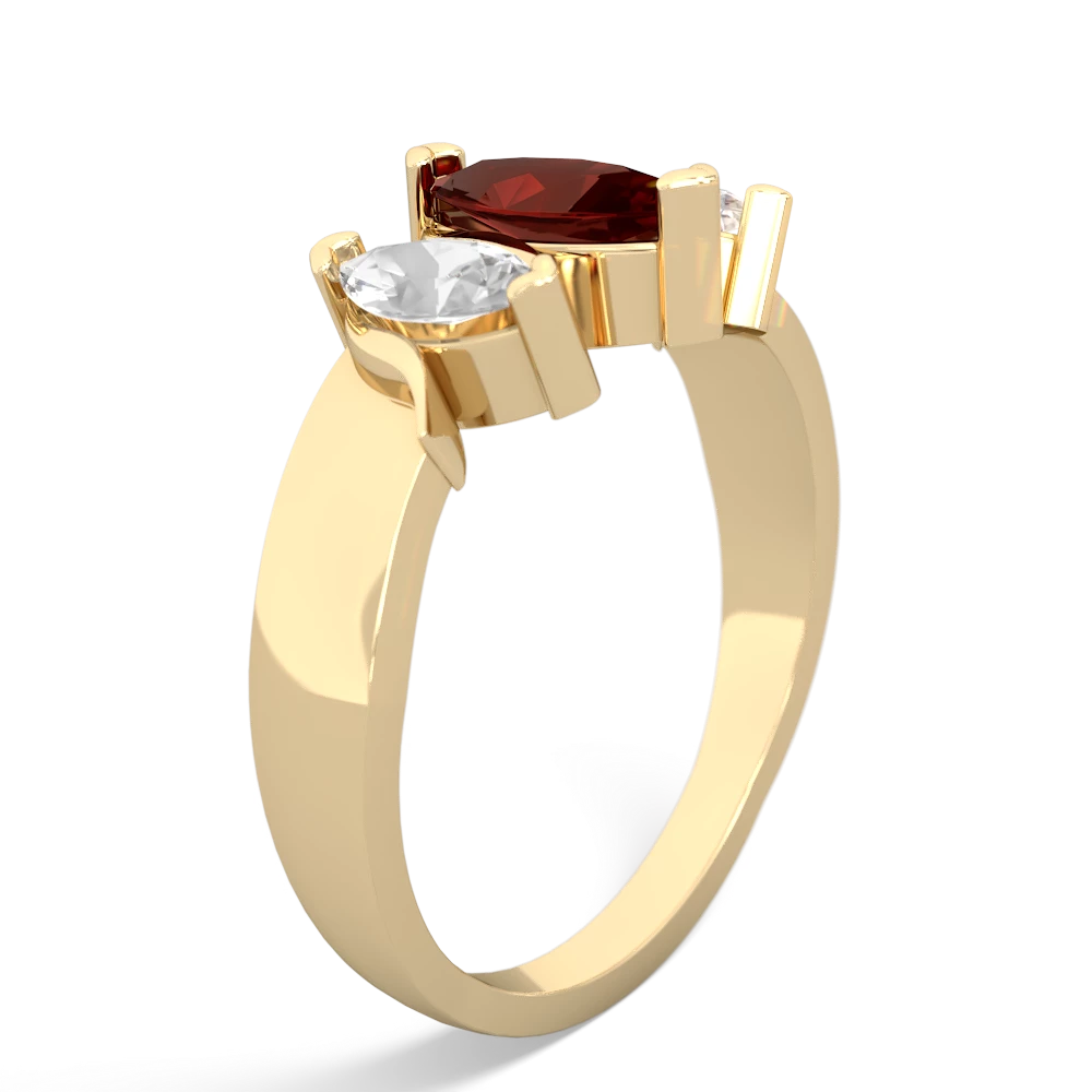 Garnet Three Peeks 14K Yellow Gold ring R2433