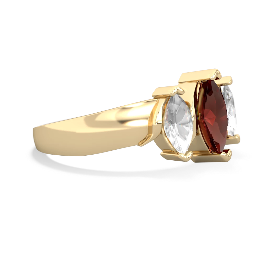 Garnet Three Peeks 14K Yellow Gold ring R2433