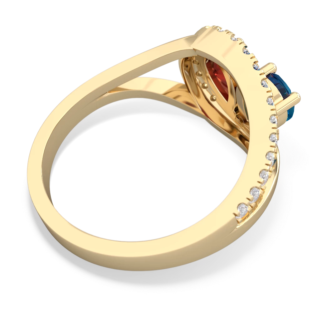 London Topaz Nestled Heart Keepsake 14K Yellow Gold ring R5650