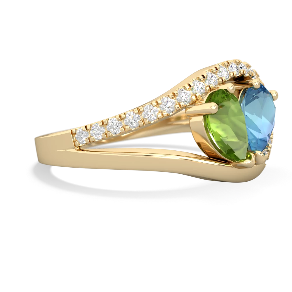 Peridot Nestled Heart Keepsake 14K Yellow Gold ring R5650