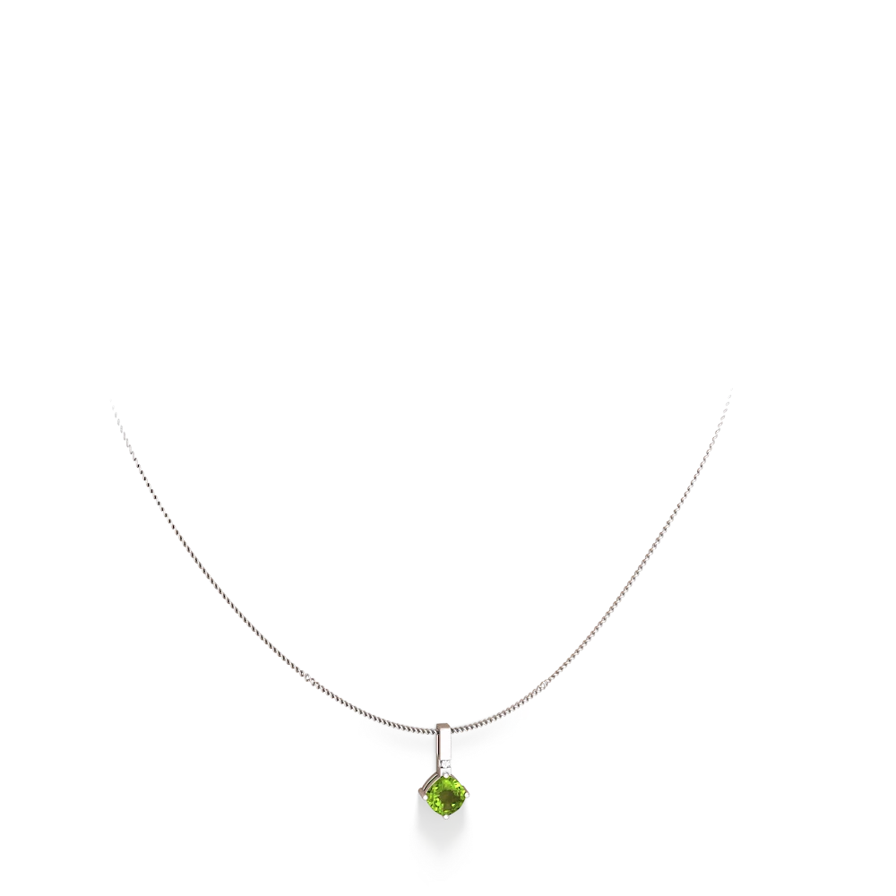 Peridot Simply Elegant 14K White Gold pendant P2489