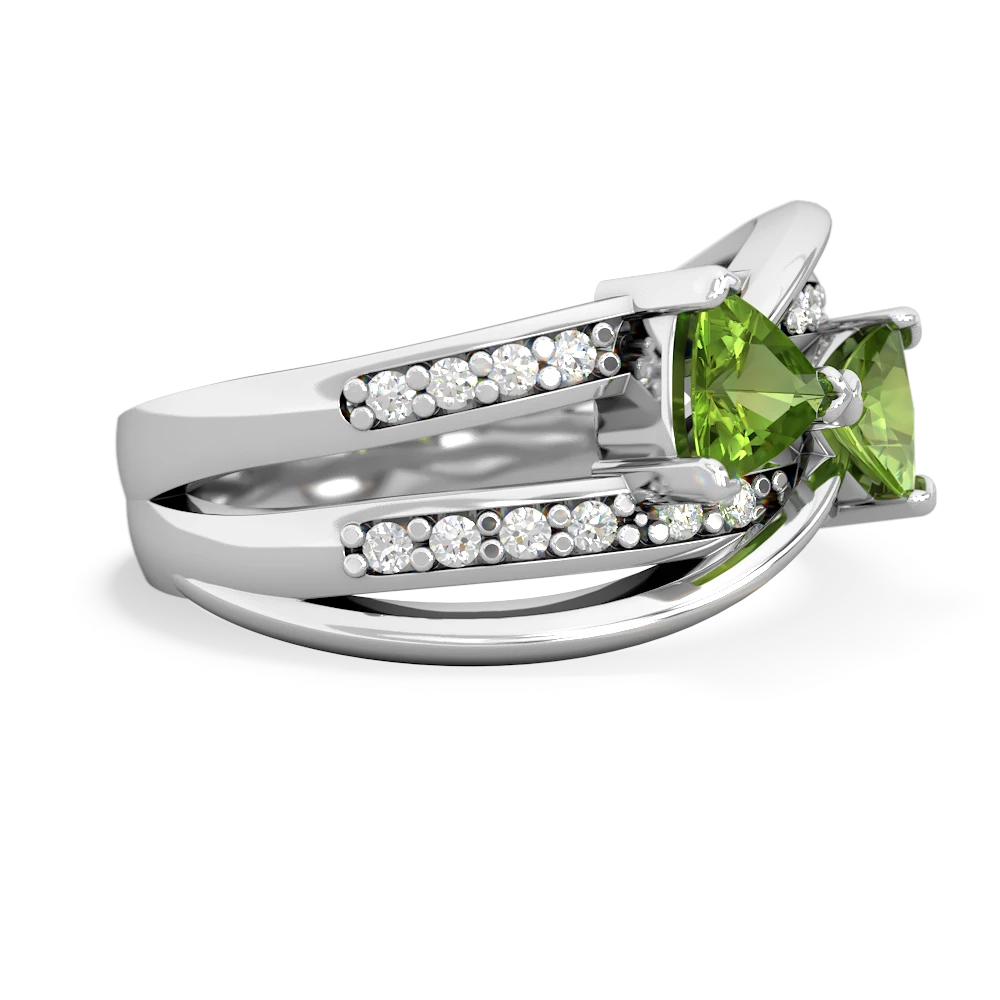 Peridot Bowtie 14K White Gold ring R2360