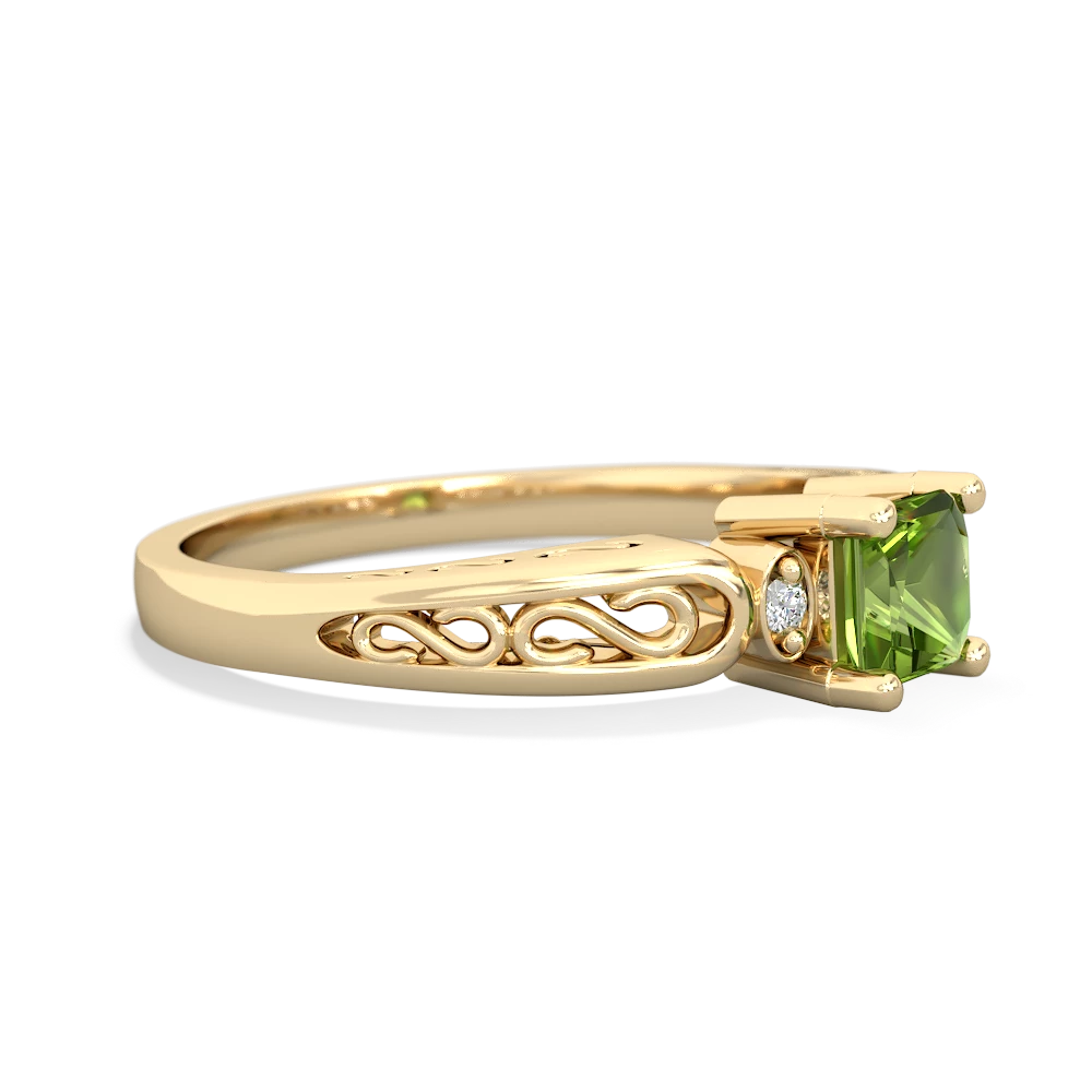 Peridot Filligree Scroll Square 14K Yellow Gold ring R2430