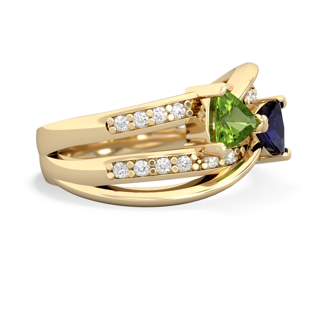 Peridot Bowtie 14K Yellow Gold ring R2360