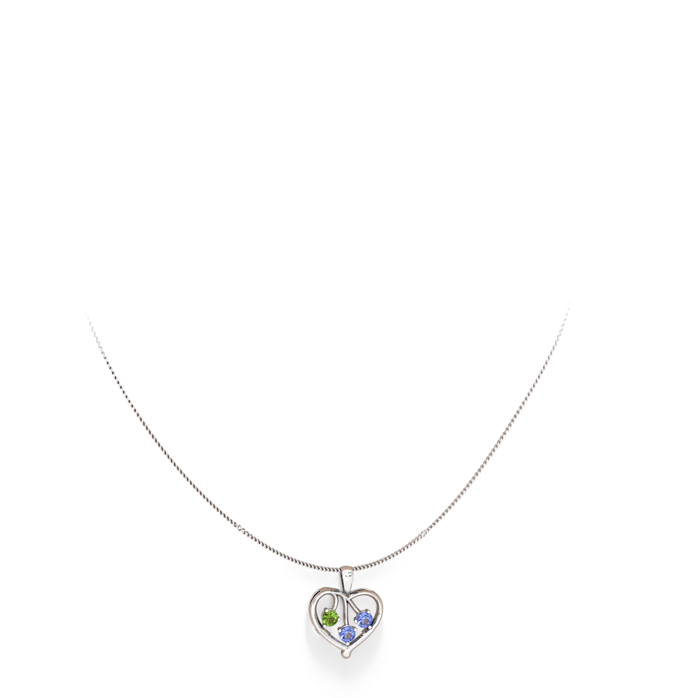 Peridot Glowing Heart 14K White Gold pendant P2233