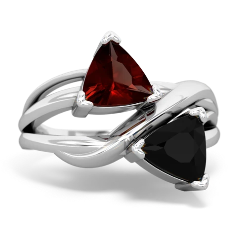 garnet-onyx filligree ring