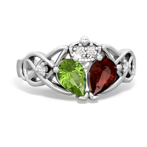 garnet-peridot claddagh ring