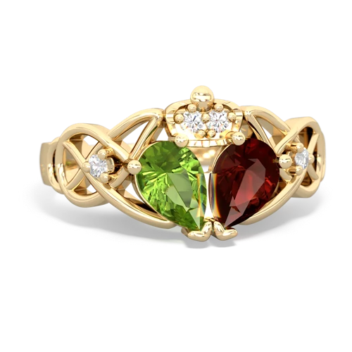 garnet-peridot claddagh ring