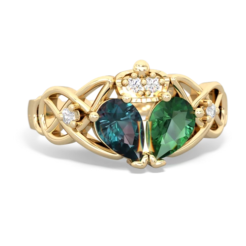 lab emerald-alexandrite claddagh ring