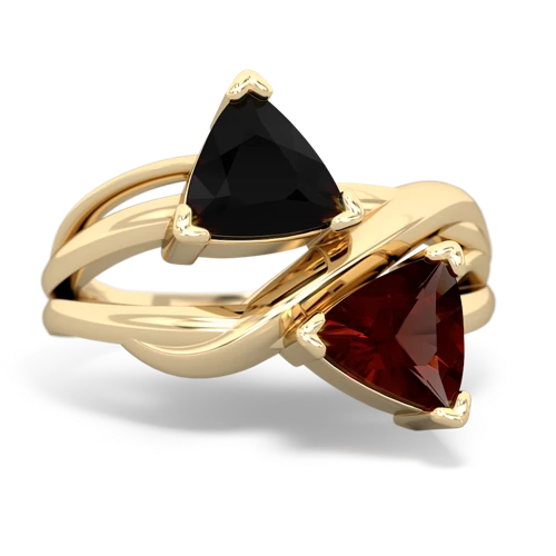 onyx-garnet filligree ring