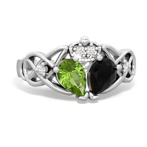 onyx-peridot claddagh ring