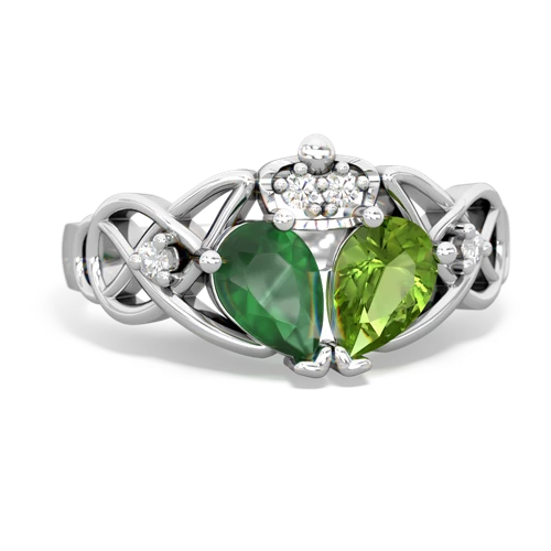 peridot-emerald claddagh ring