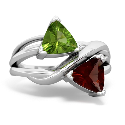 peridot-garnet filligree ring