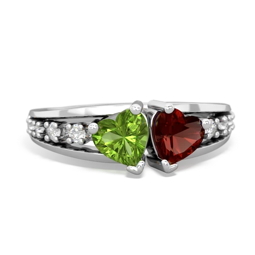 peridot-garnet modern ring