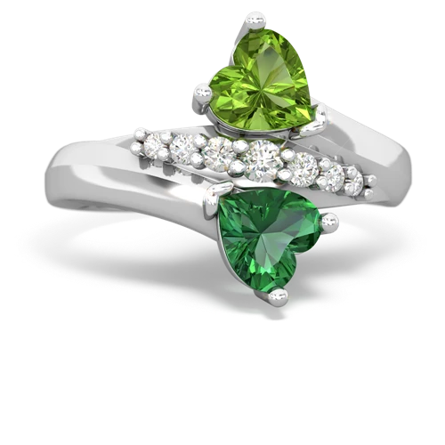 peridot-lab emerald modern ring