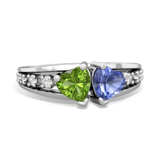 peridot-tanzanite modern ring