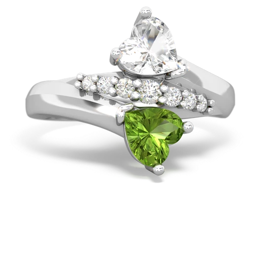 white topaz-peridot modern ring