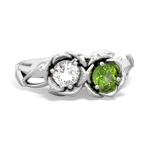 white topaz-peridot roses ring