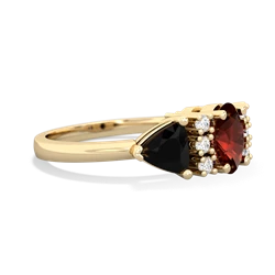 Garnet Antique Style Three Stone 14K Yellow Gold ring R2186