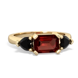 Garnet Three Stone 14K Yellow Gold ring R5235