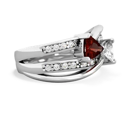 Garnet Bowtie 14K White Gold ring R2360