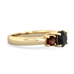 Onyx Three Stone Round Trellis 14K Yellow Gold ring R4018