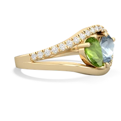 Peridot Nestled Heart Keepsake 14K Yellow Gold ring R5650