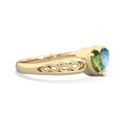 Peridot Filligree 'One Heart' 14K Yellow Gold ring R5070