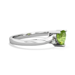 Peridot Delicate Heart 14K White Gold ring R0203