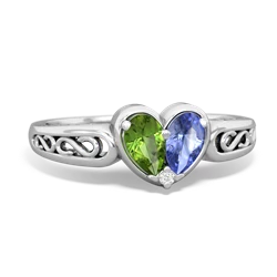 Peridot Filligree 'One Heart' 14K White Gold ring R5070